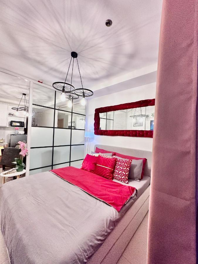 Aesthetic One Bedroom Beside Sm W Pool, Wifi And Netflix Cagayan de Oro Exterior photo
