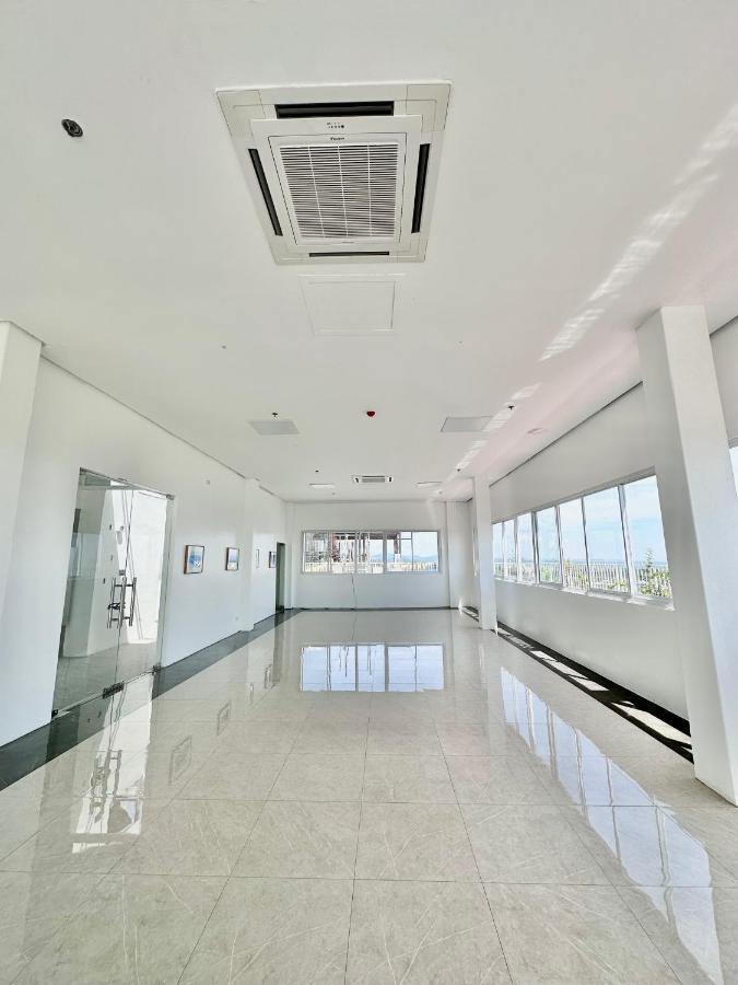 Aesthetic One Bedroom Beside Sm W Pool, Wifi And Netflix Cagayan de Oro Exterior photo