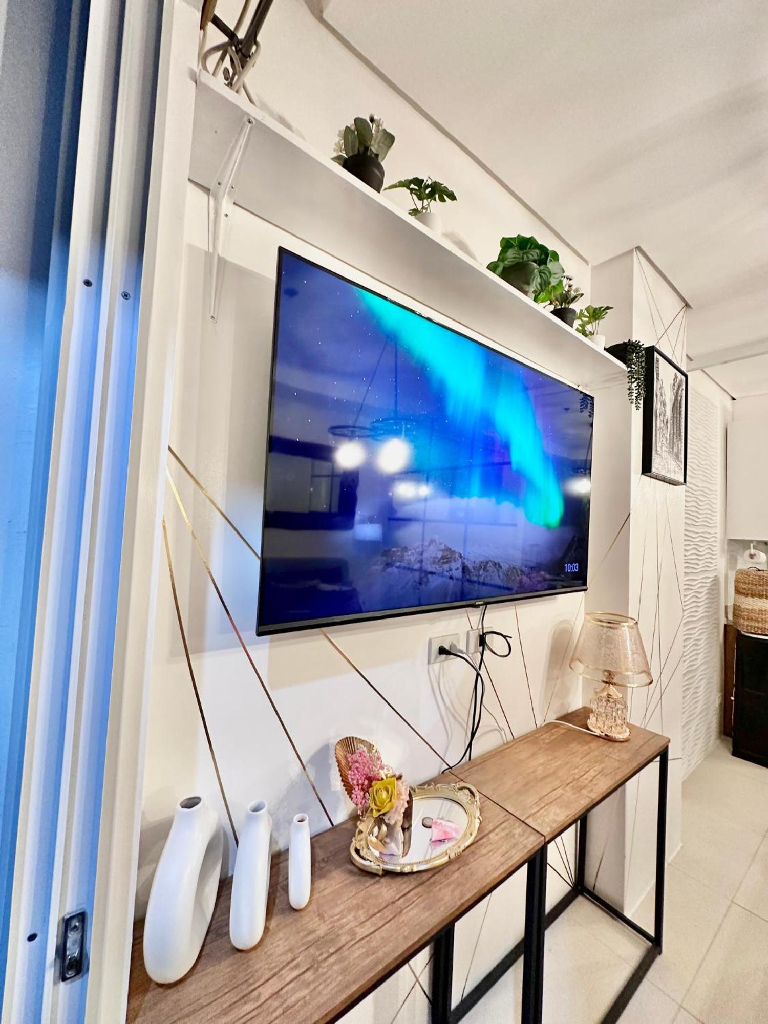 Aesthetic One Bedroom Beside Sm W Pool, Wifi And Netflix Cagayan de Oro Exterior photo