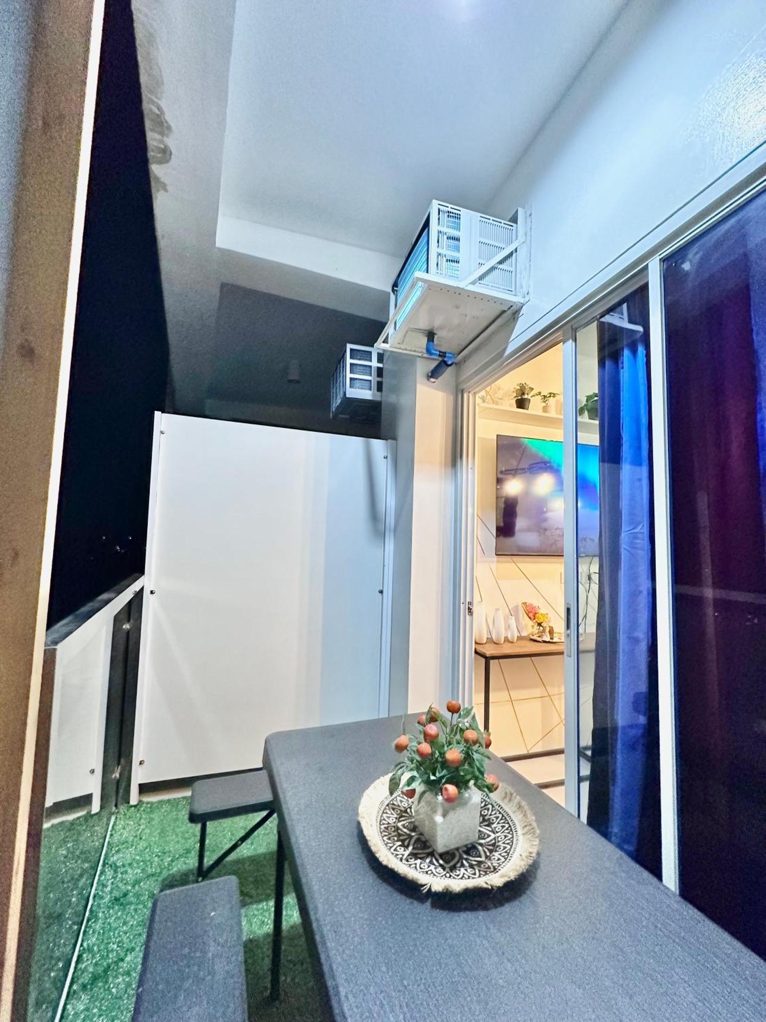 Aesthetic One Bedroom Beside Sm W Pool, Wifi And Netflix Cagayan de Oro Exterior photo